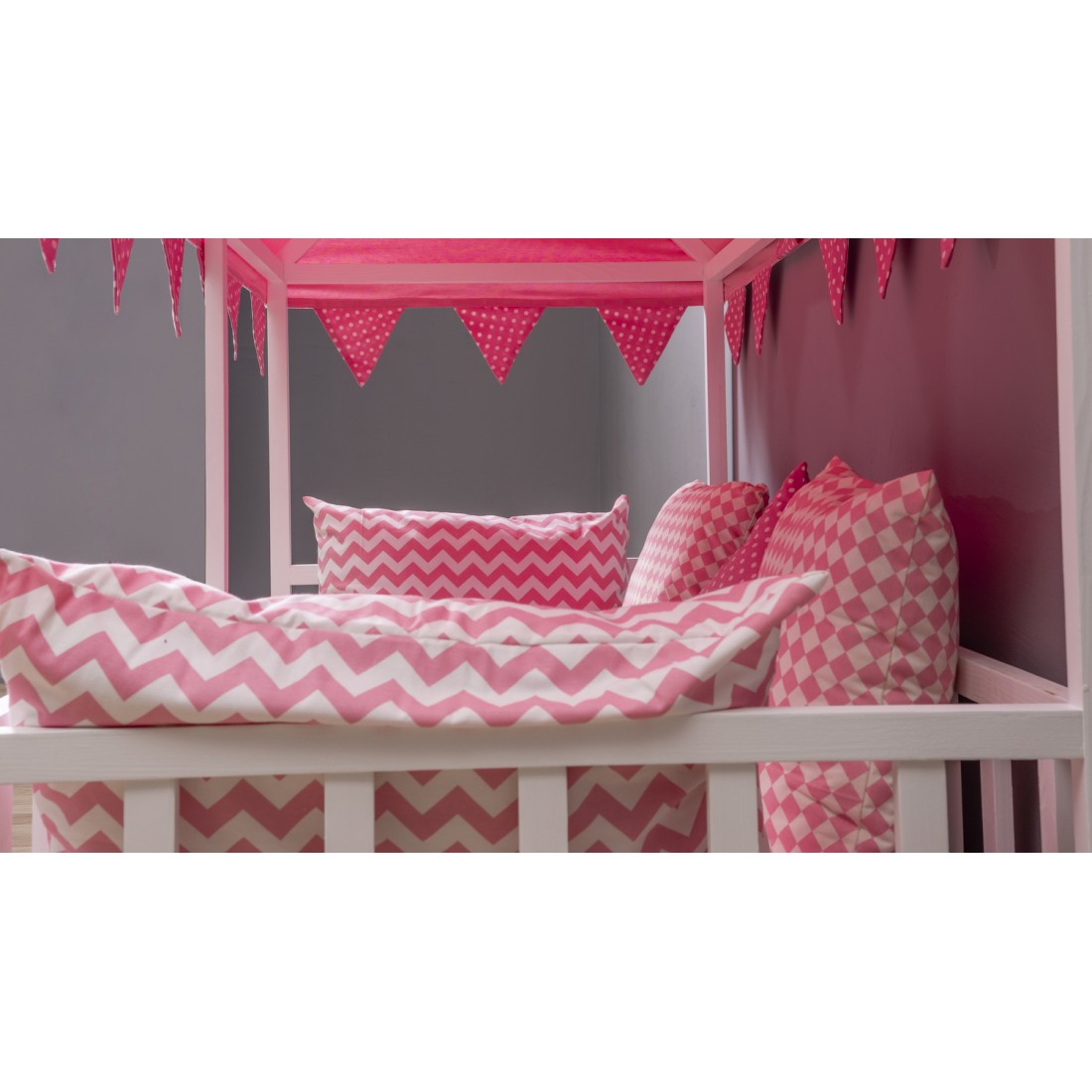 Fionna Montessori Ahşap Beyaz Yatak ( beşik ) Bebek Beşikleri