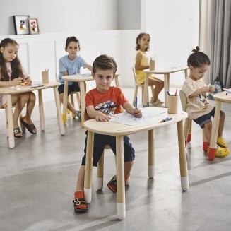 Ahşap Çocuk Masa Takımı Kimyasal İçermez Masif Ahşap Masa Ve Sandalye Takımı